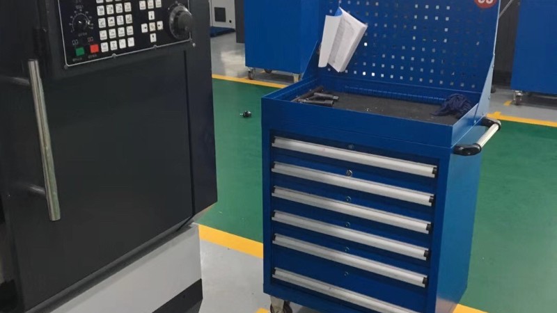 上海孔板工具柜生產廠家，怎么選擇合適的？【天金岡】