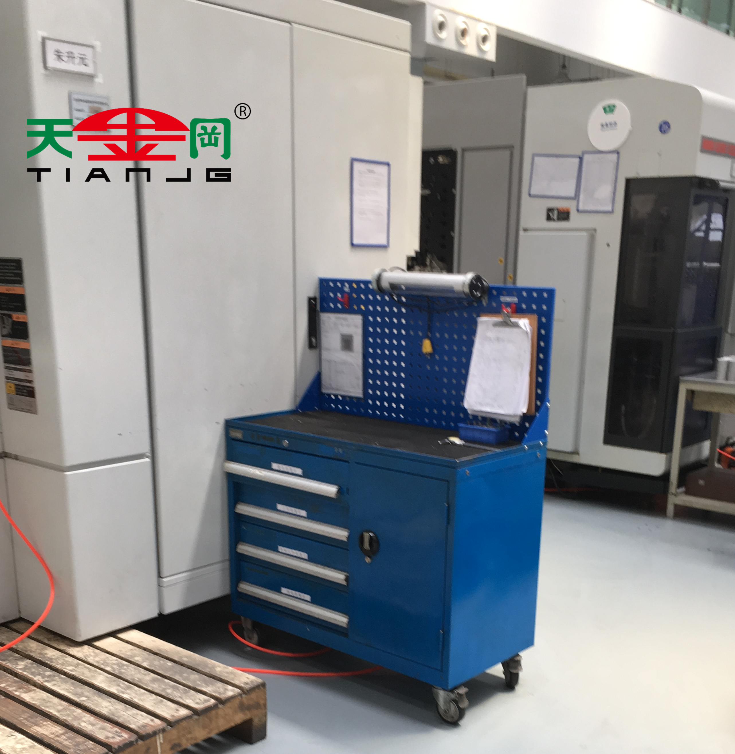 重型組合工具柜可以滿足車間綜合操作需求嗎？