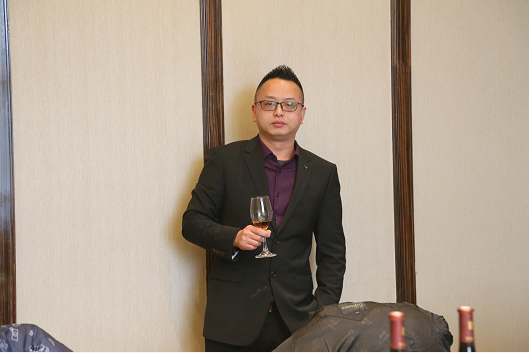 昆山天金岡總經理常金標先生當選牛商匯昆山分會副會長